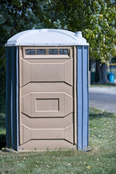 Portable Toilet Options We Offer in Millersport, OH